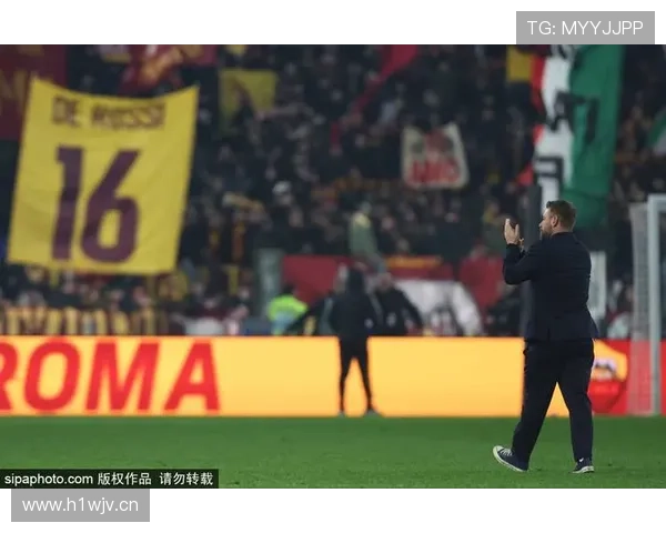 罗马尼奥利看台现身引发转会风波